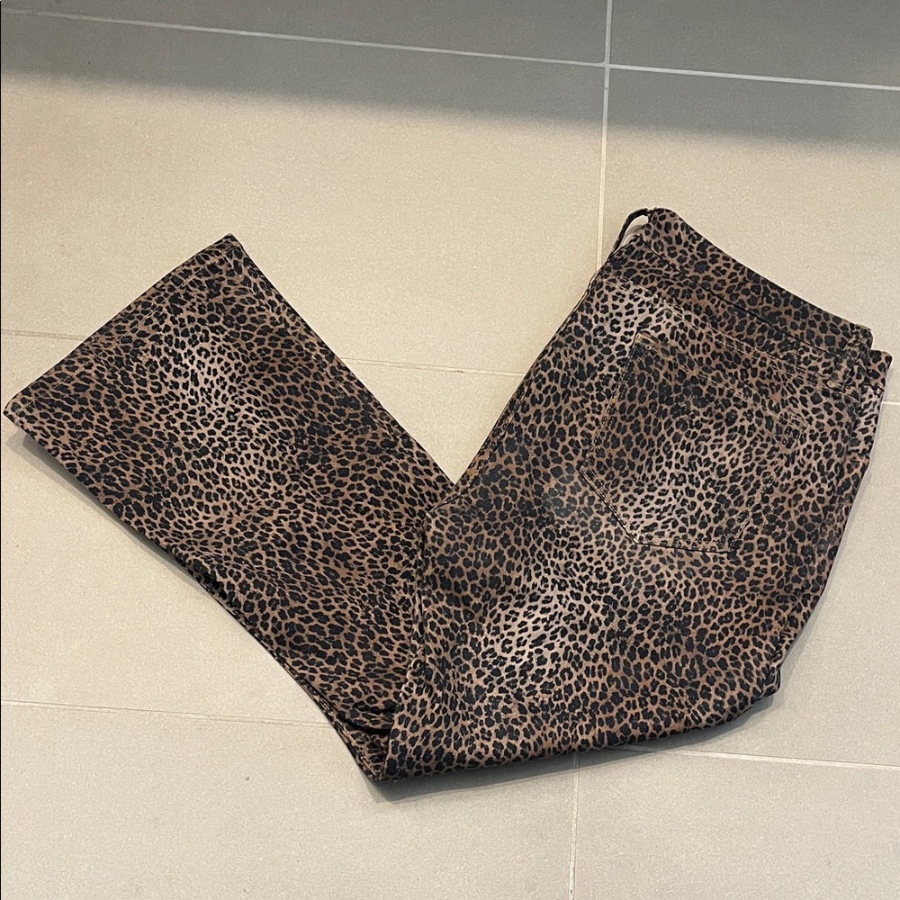 Frame Le Crop Mini Boot Denim Leopard Print Jeans